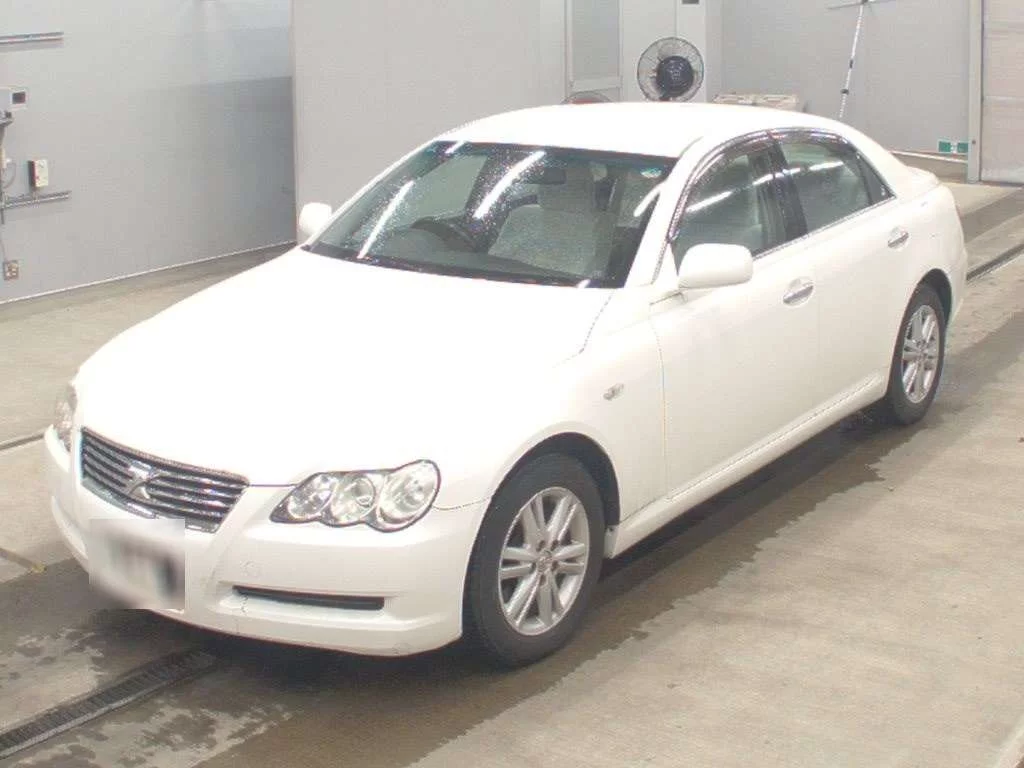 Toyota Mark X  с аукциона в Японии