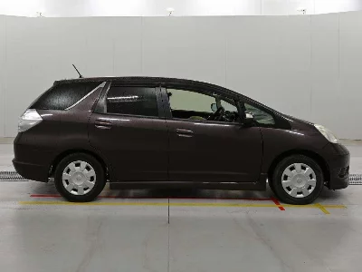 Honda FIT SHUTTLE HYBRID