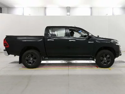 TOYOTA HILUX PICK UP