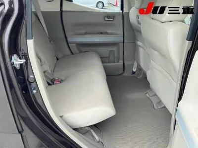 Honda N BOX SLASH