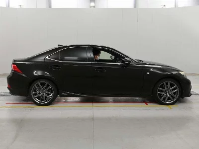 Lexus IS300h