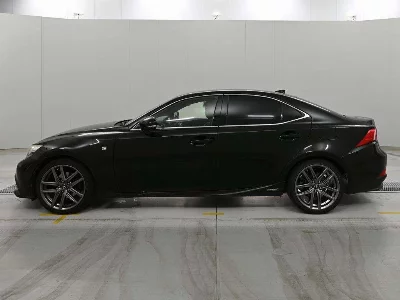 Lexus IS300h
