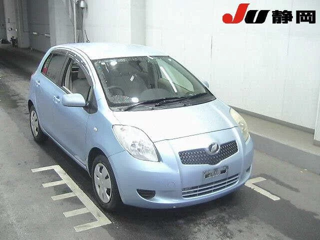 Toyota Vitz  с аукциона в Японии