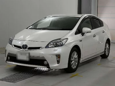 Toyota Prius PHV