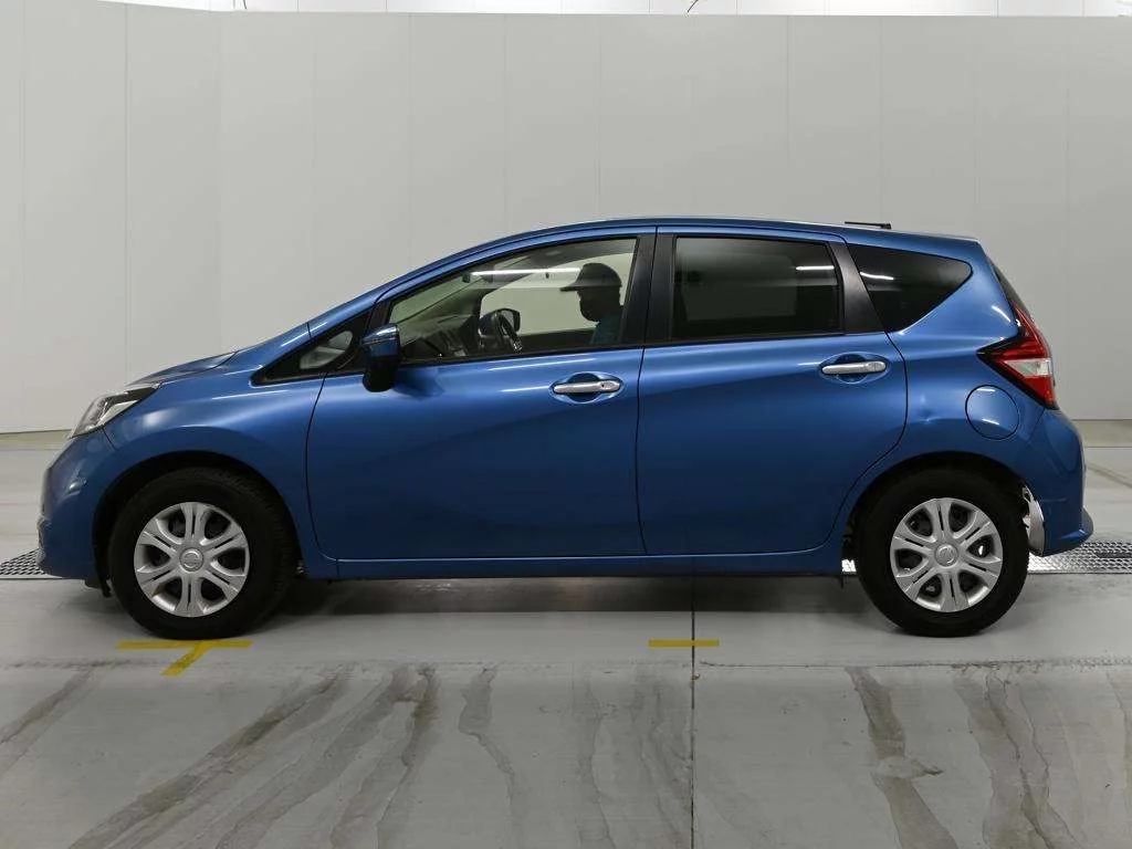 Nissan Note  с аукциона в Японии
