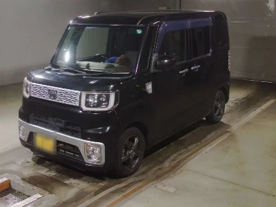 Toyota Pixis Mega