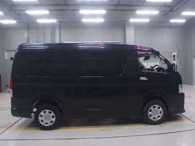 TOYOTA HIACE WAGON