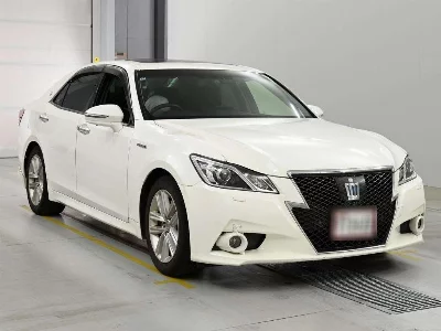 Toyota CROWN HYBRID