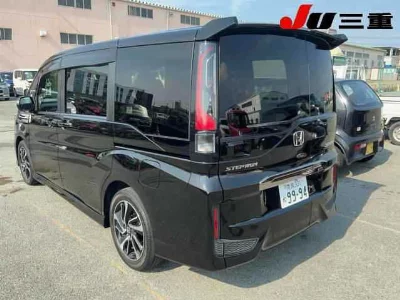 HONDA STEPWGN SPADA