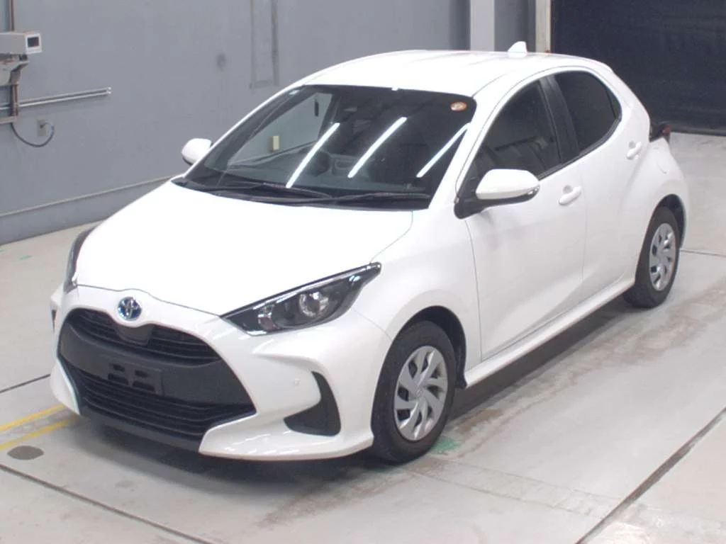 Toyota Yaris  с аукциона в Японии