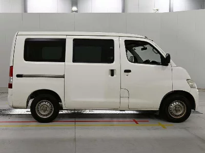 TOYOTA TOWN ACE VAN