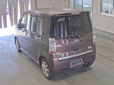 Daihatsu Tanto Exe