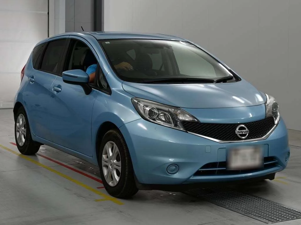 Nissan Note  с аукциона в Японии