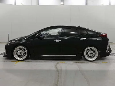 Toyota Prius PHV
