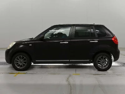 Mazda Verisa