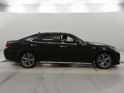 Toyota CROWN MAJESTA