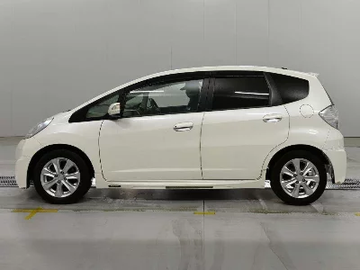 Honda FIT HYBRID