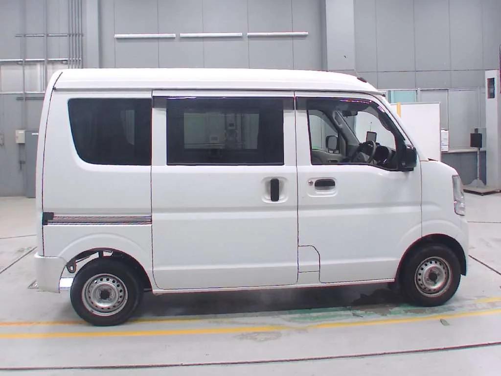 Nissan NV100 Clipper  с аукциона в Японии