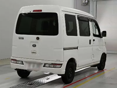 Toyota Pixis Van