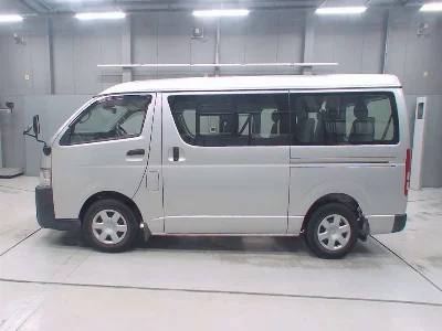 Toyota HIACE WAGON