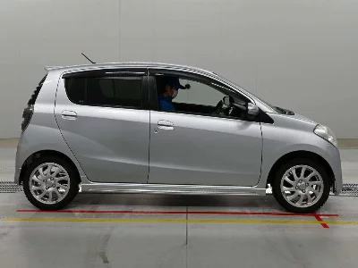 Subaru Pleo