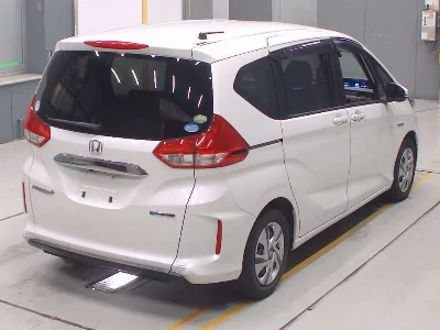 HONDA FREED + HYBRID