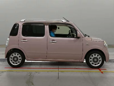 Daihatsu Mira Cocoa