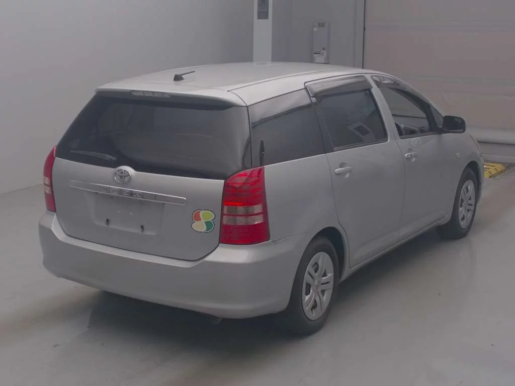 Toyota Wish  с аукциона в Японии