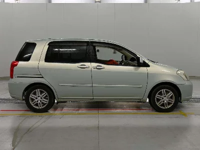 Toyota Raum