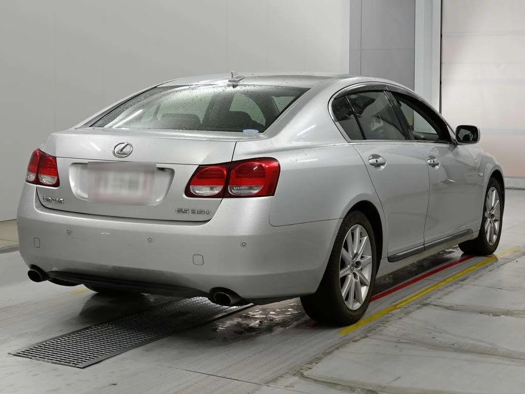 Lexus GS  с аукциона в Японии