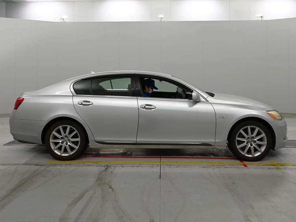 Lexus GS  с аукциона в Японии