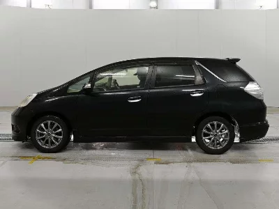 Honda FIT SHUTTLE HYBRID