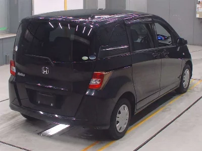 Honda Freed Spike