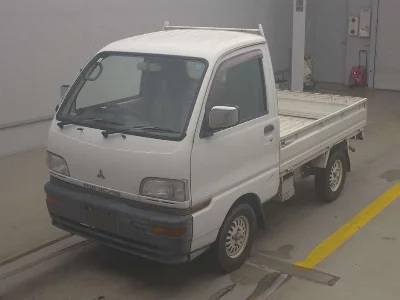 Mitsubishi Minicab Truck