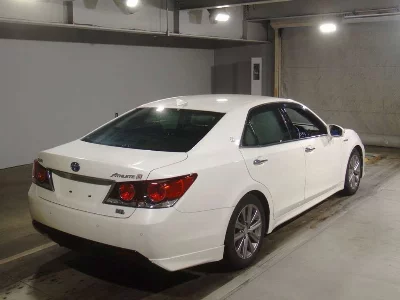 TOYOTA CROWN HYBRID