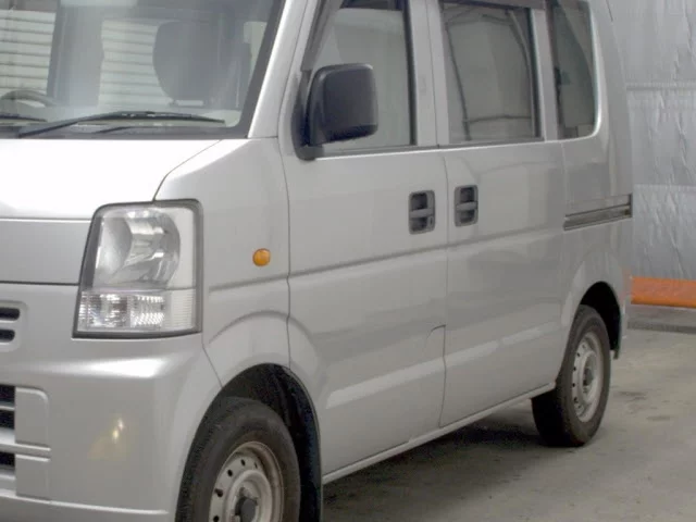 Nissan NV100 Clipper  с аукциона в Японии