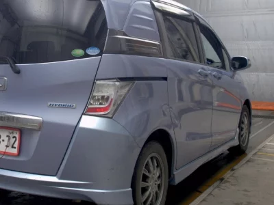 Honda Freed Spike