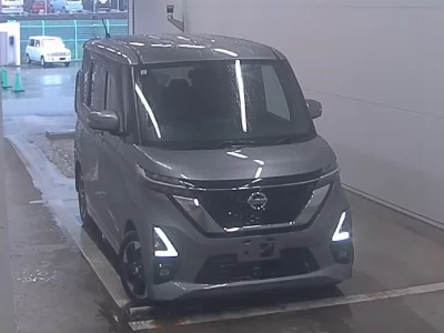 NISSAN ROOX