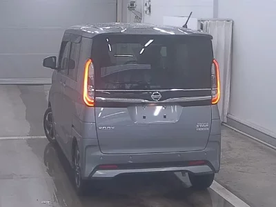 NISSAN ROOX