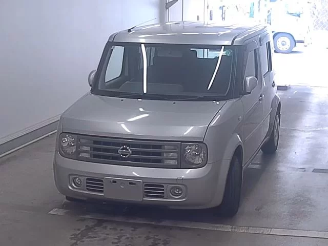 Nissan Cube Cubic  с аукциона в Японии