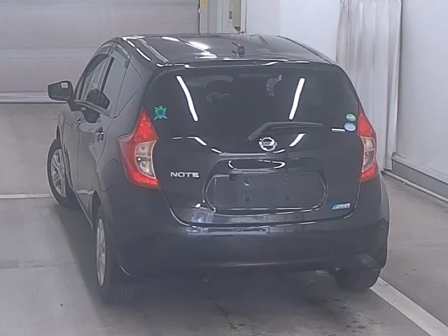 Nissan Note  с аукциона в Японии