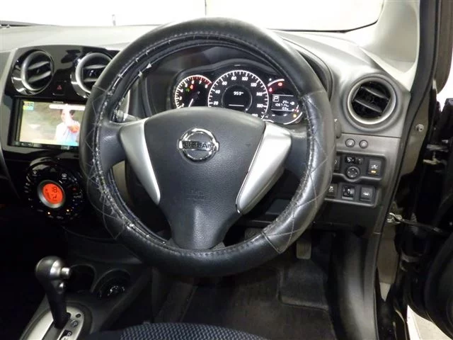 Nissan Note  с аукциона в Японии