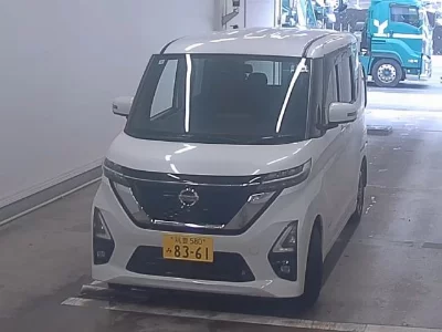 NISSAN ROOX