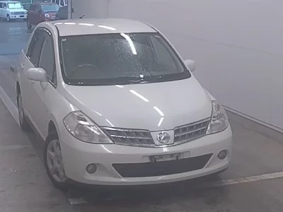 Nissan Tiida Latio