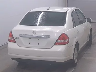 Nissan Tiida Latio