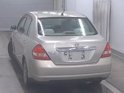 Nissan Tiida Latio