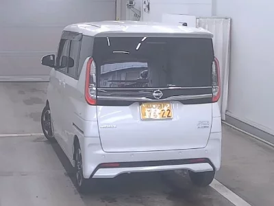 NISSAN ROOX