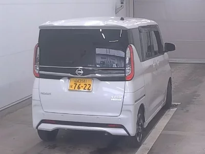 NISSAN ROOX