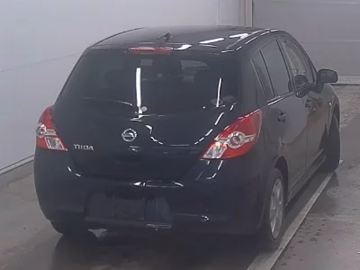 Nissan Tiida