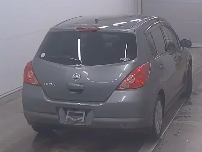 Nissan Tiida